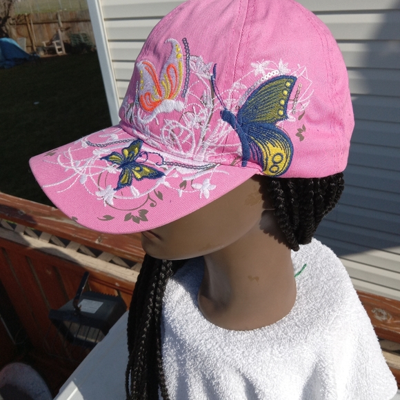 Designer Boxbraid Cap - Picture 10 of 13